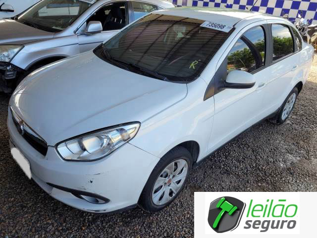 LOTE 031 - FIAT GRAND SIENA ATTRACTIVE 1.4 EVO